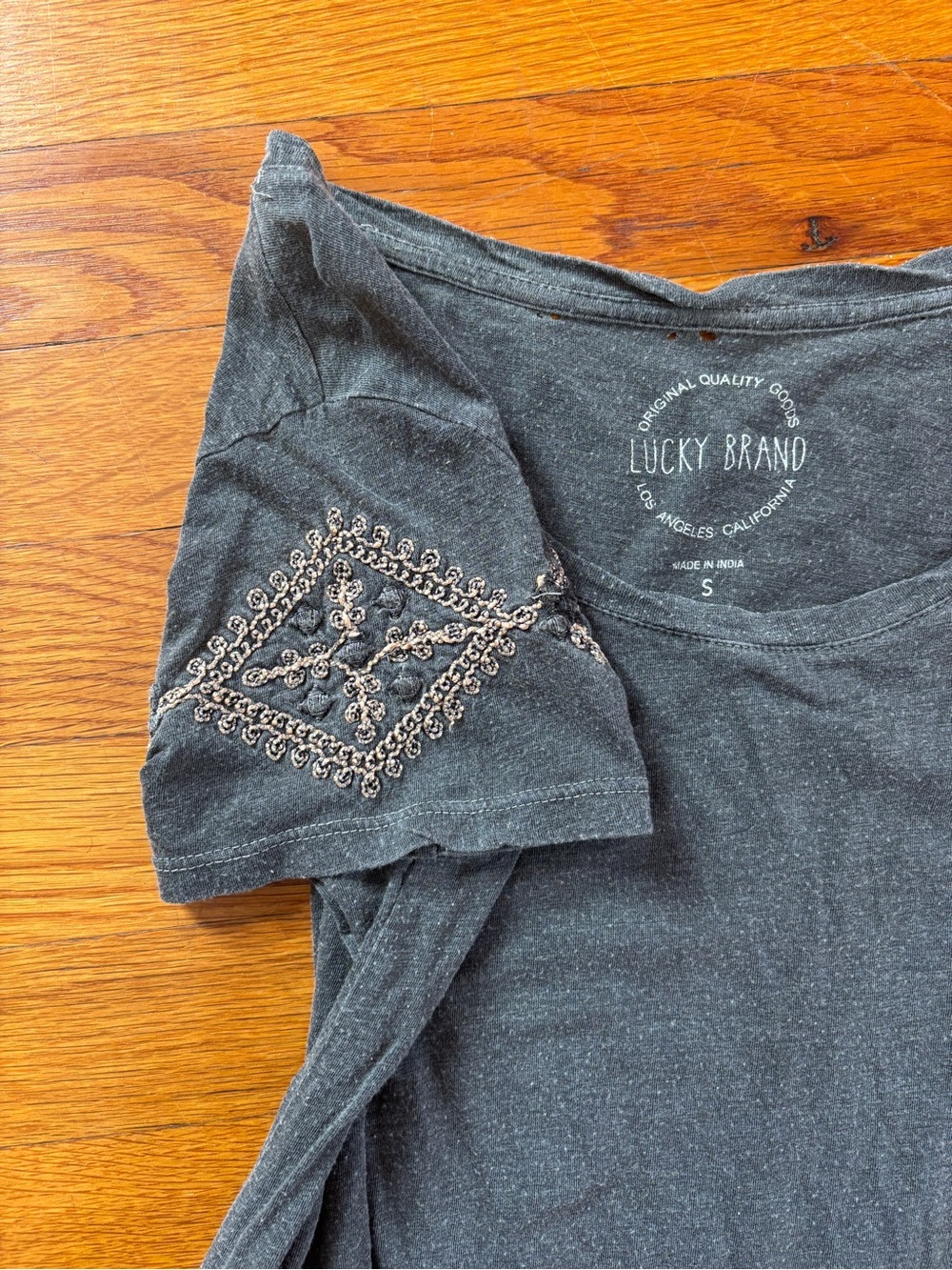 Lucky Brand Women's Gray Embellished Short Sleeve Tee